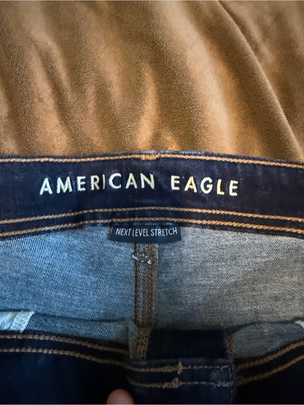 American Eagle Outfitters Dark Indigo Denim Mid-Rise Women's Shorts - Picture 2 of 5